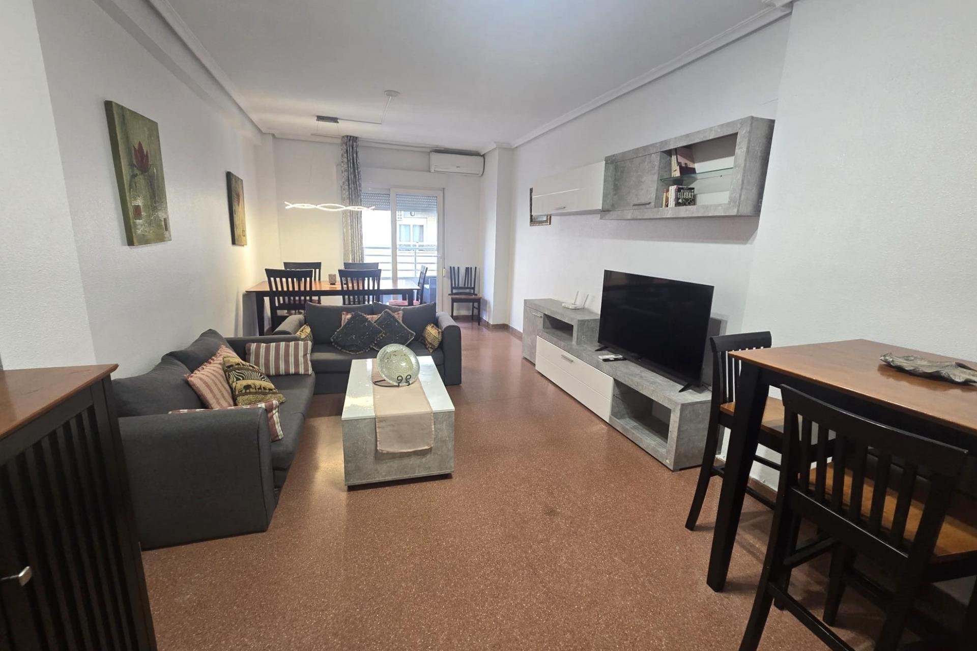 Resale - Apartment -
Torrevieja - Las Piscinas Naturales