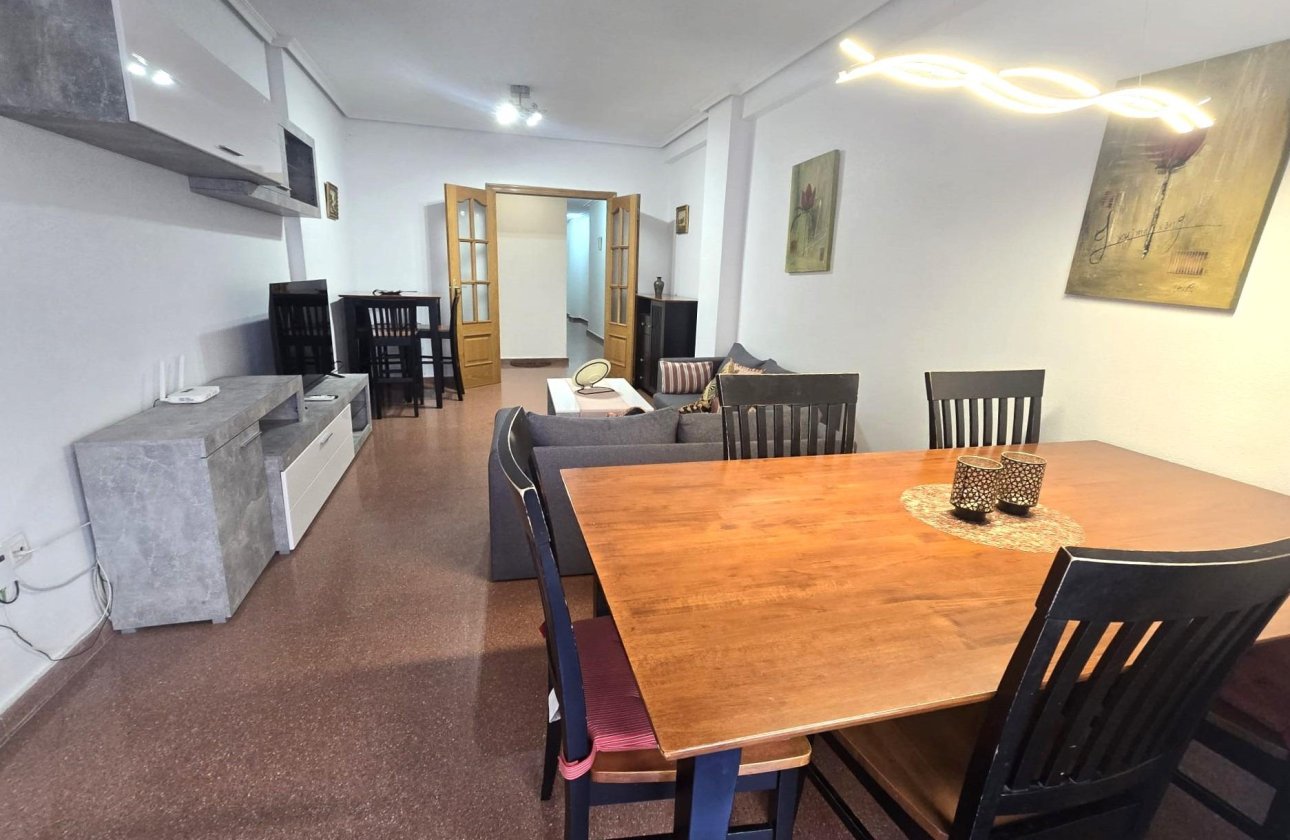 Resale - Apartment -
Torrevieja - Las Piscinas Naturales
