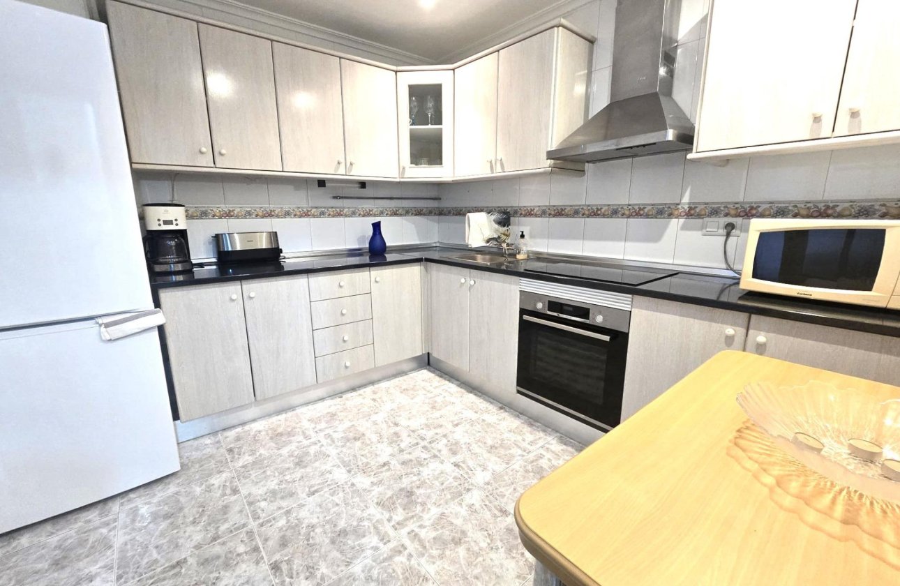 Resale - Apartment -
Torrevieja - Las Piscinas Naturales