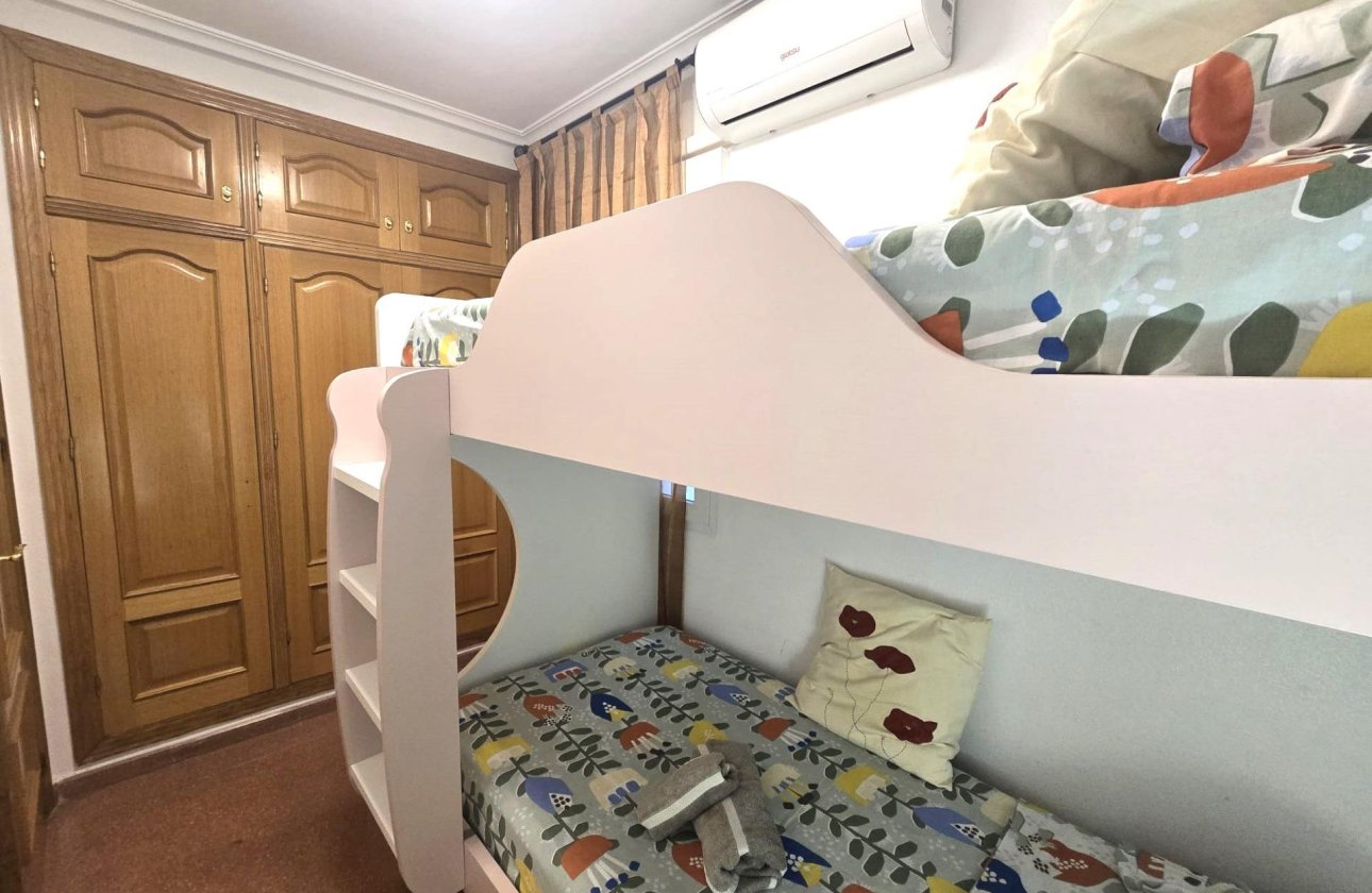 Resale - Apartment -
Torrevieja - Las Piscinas Naturales