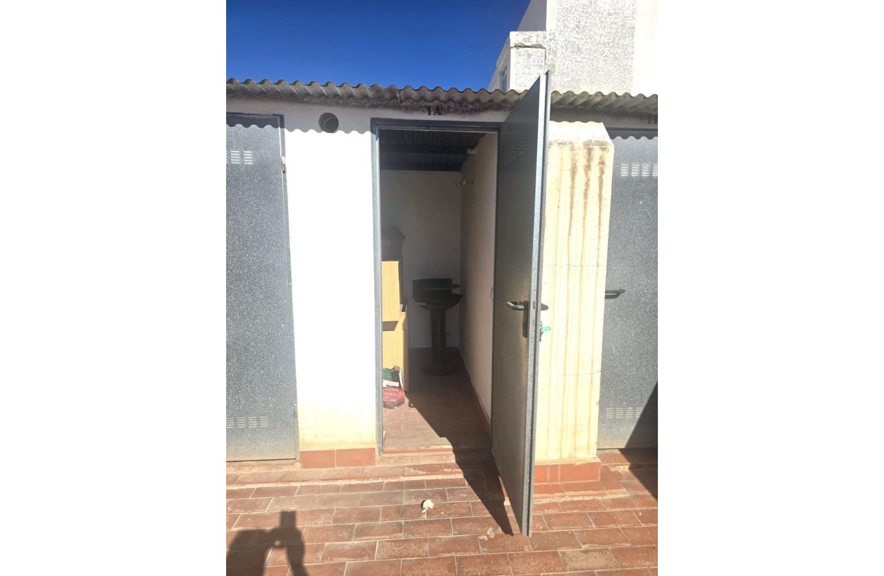 Resale - Apartment -
Torrevieja - Las Piscinas Naturales