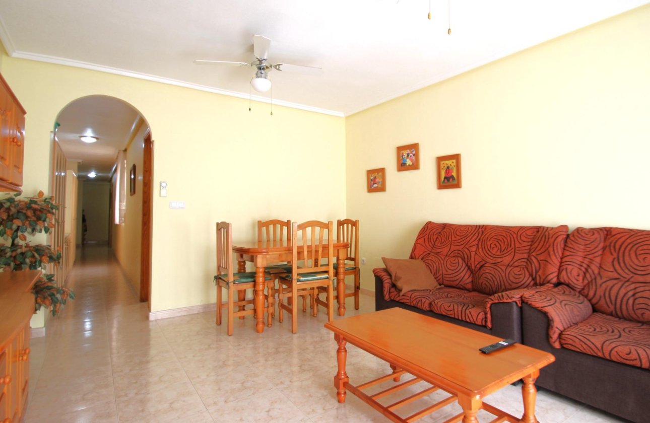 Resale - Apartment -
Torrevieja - Las Piscinas Naturales
