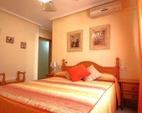 Resale - Apartment -
Torrevieja - Las Piscinas Naturales