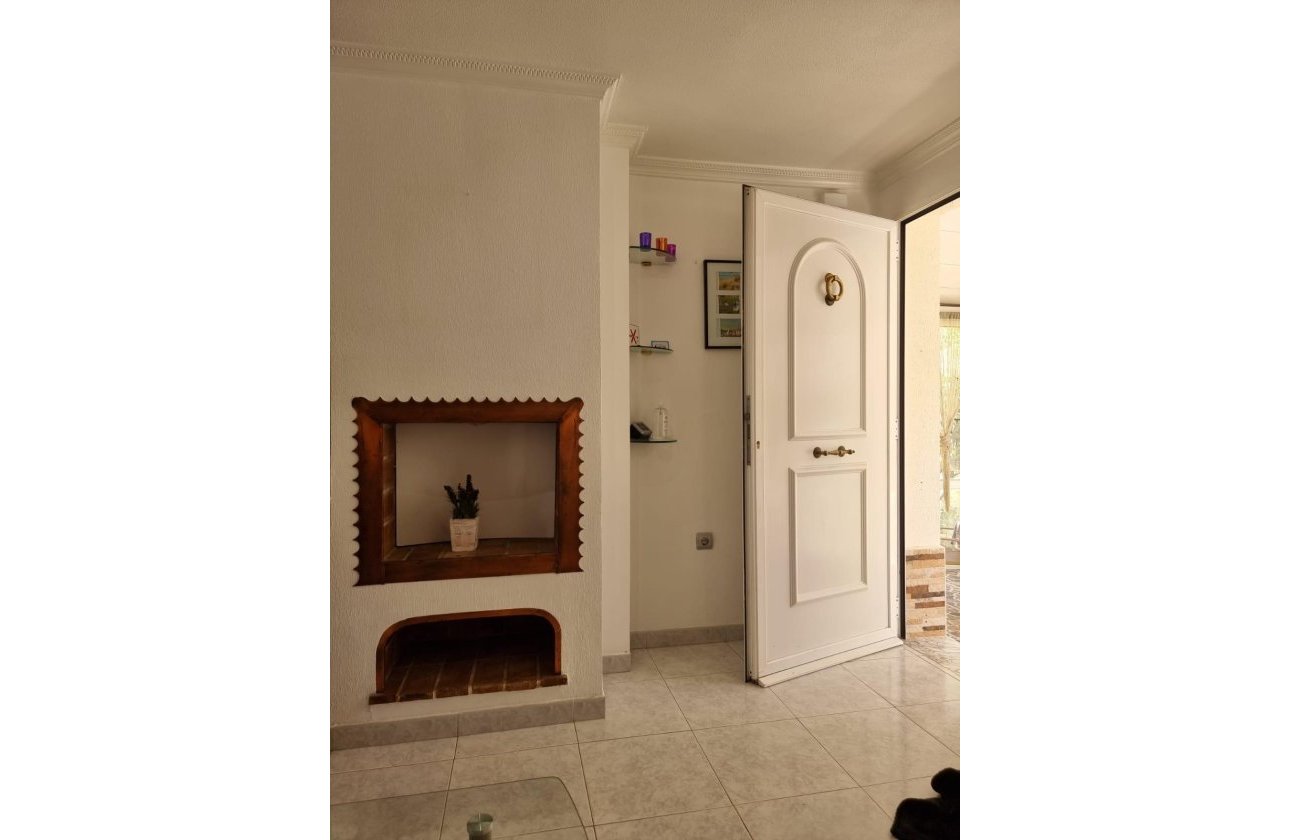 Resale - Apartment -
Torrevieja - Los Balcones - Los Altos del Edén