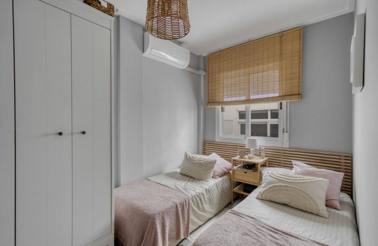 Resale - Apartment -
Torrevieja - Los Balcones - Los Altos del Edén