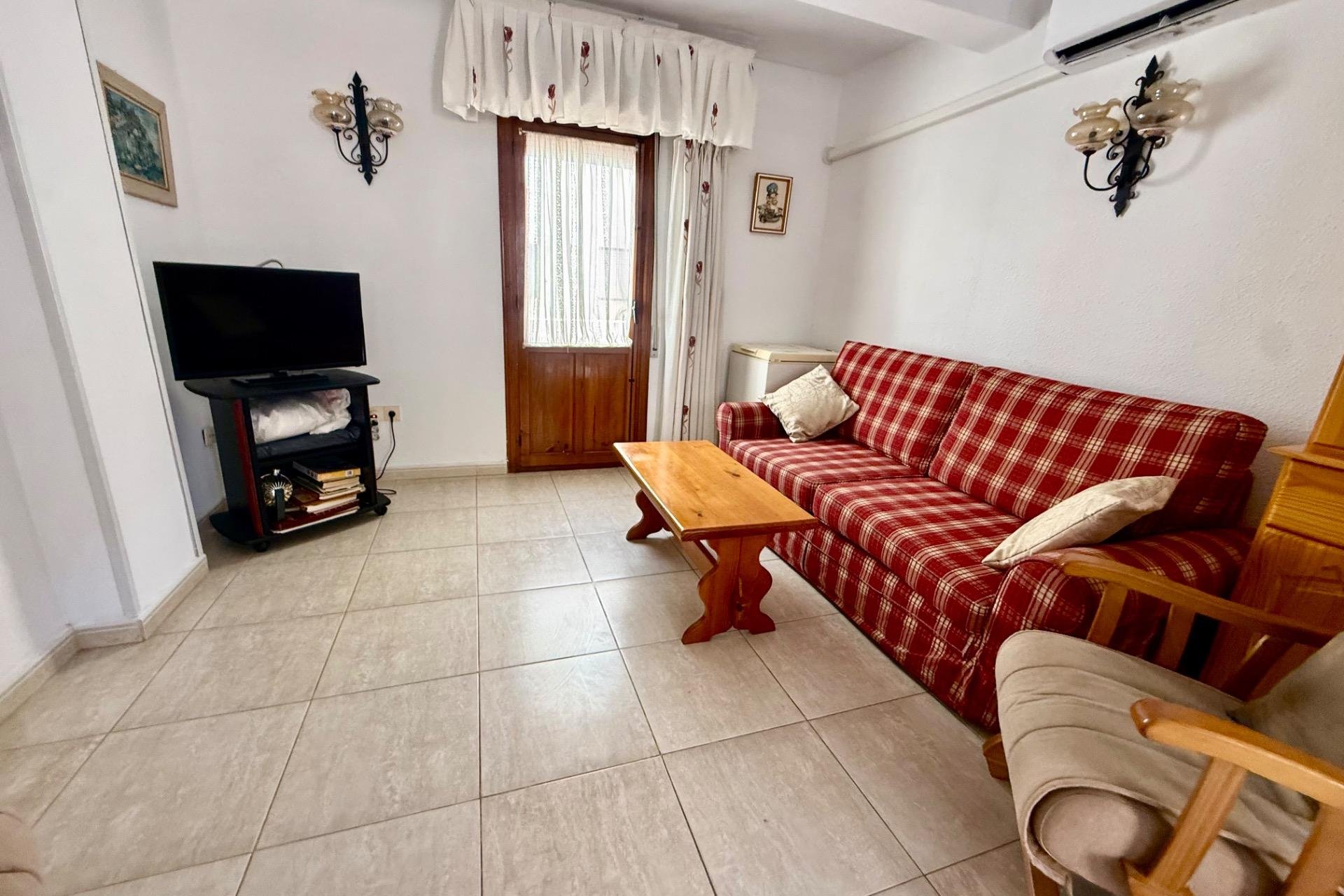 Resale - Apartment -
Torrevieja - Los Europeos