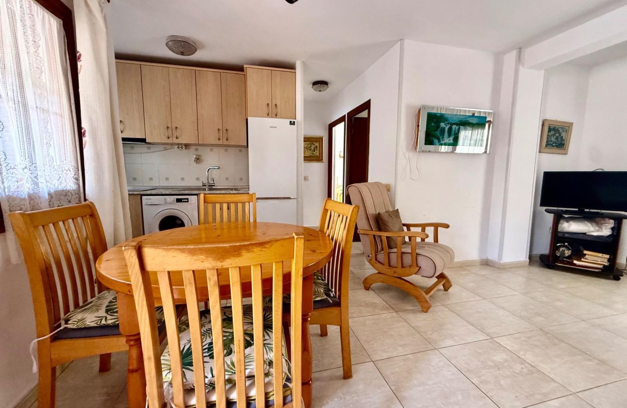Resale - Apartment -
Torrevieja - Los Europeos