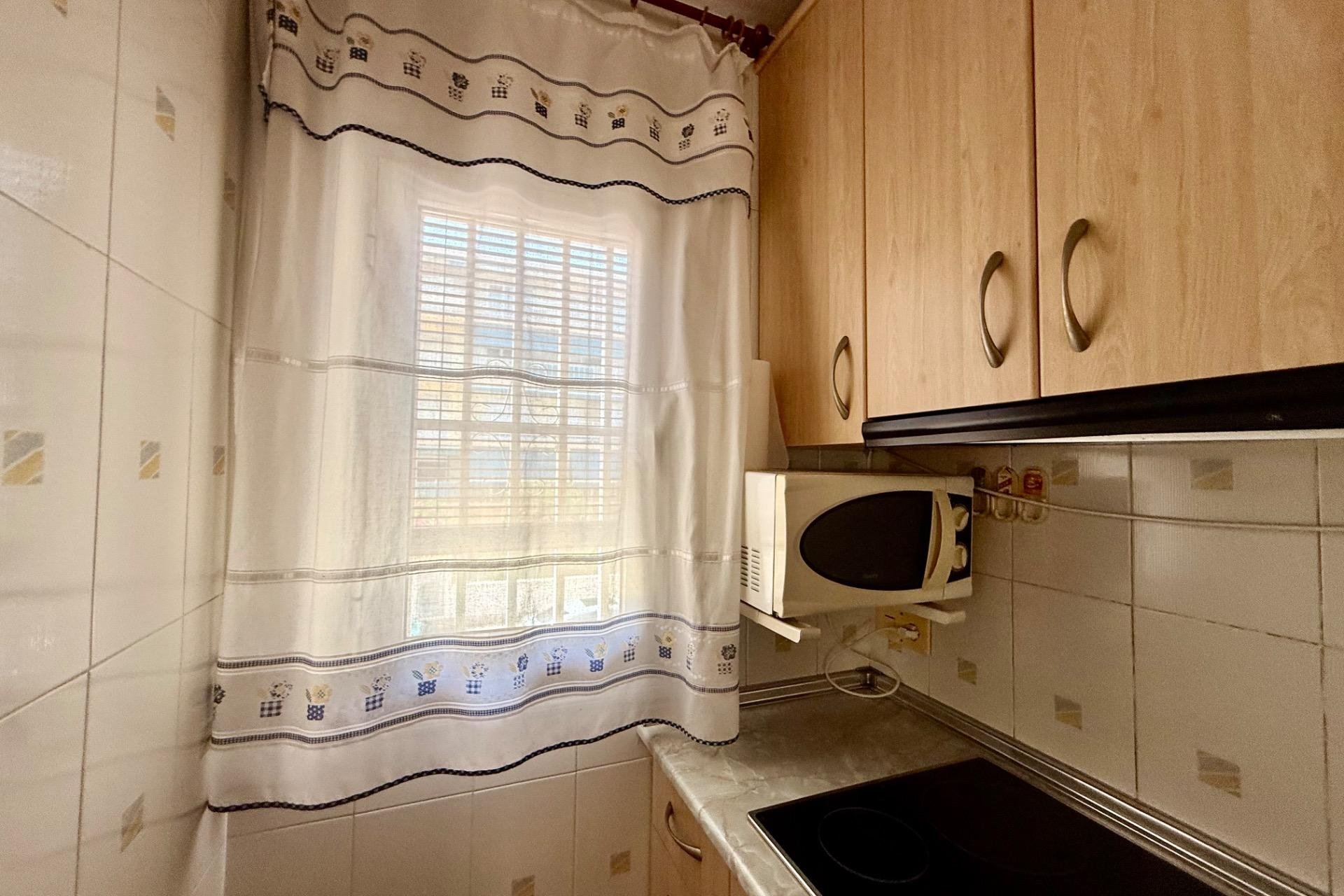 Resale - Apartment -
Torrevieja - Los Europeos