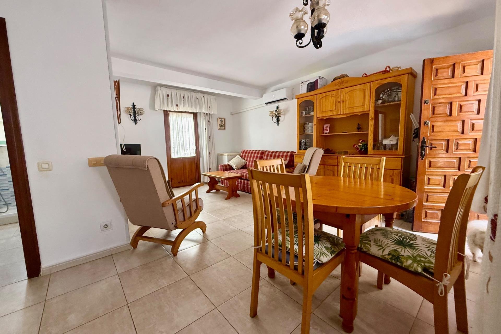 Resale - Apartment -
Torrevieja - Los Europeos