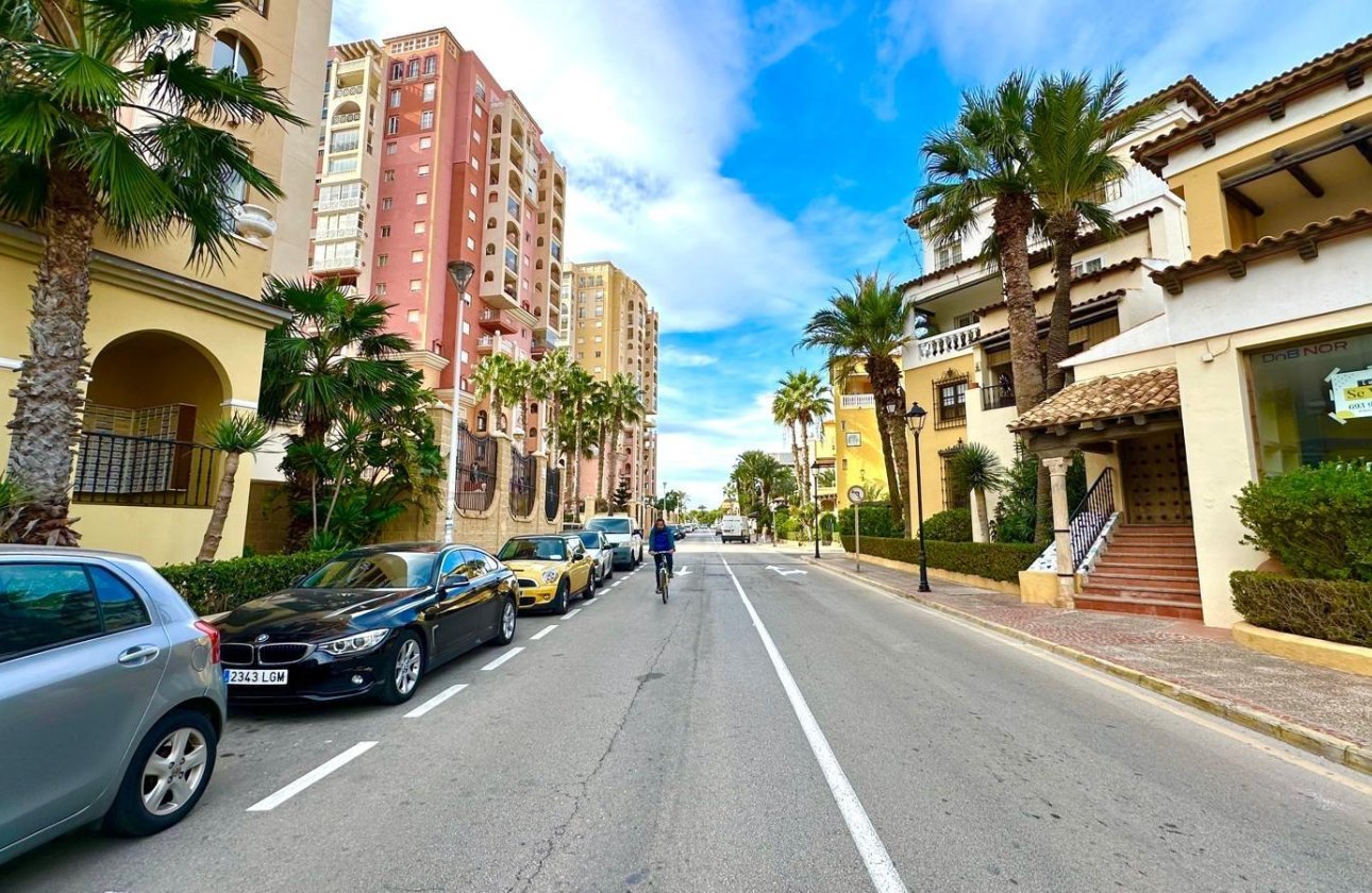 Resale - Apartment -
Torrevieja - Los Frutales