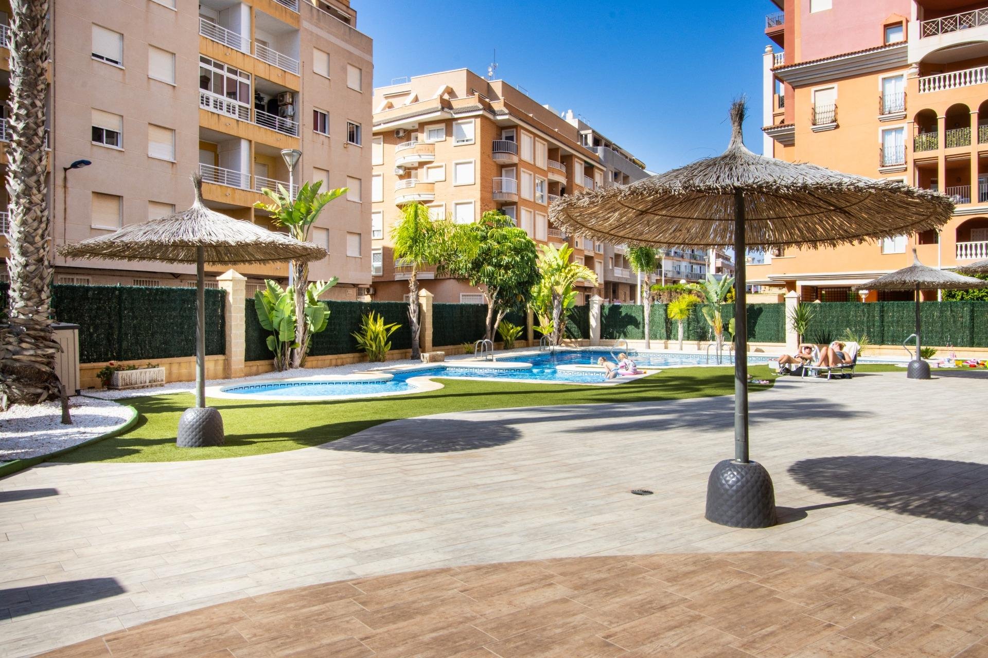 Resale - Apartment -
Torrevieja - Los Frutales
