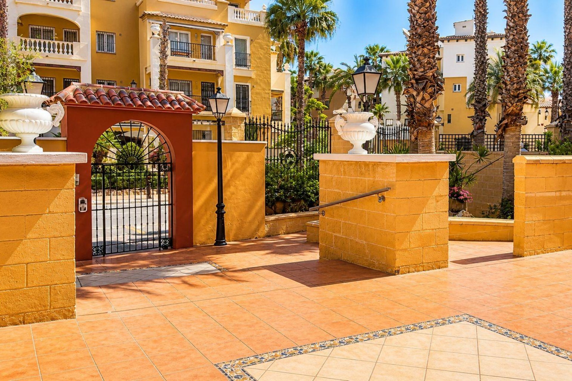 Resale - Apartment -
Torrevieja - Los Frutales