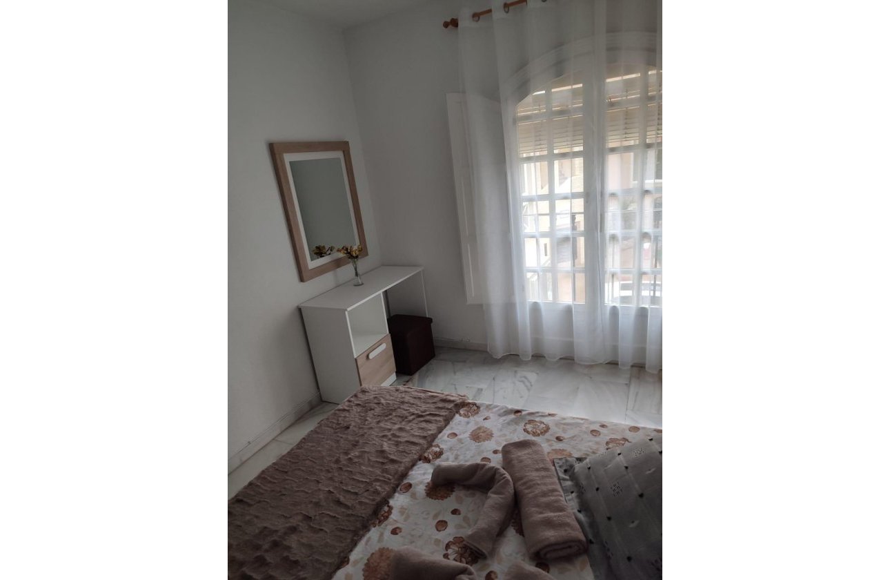 Resale - Apartment -
Torrevieja - Los Frutales