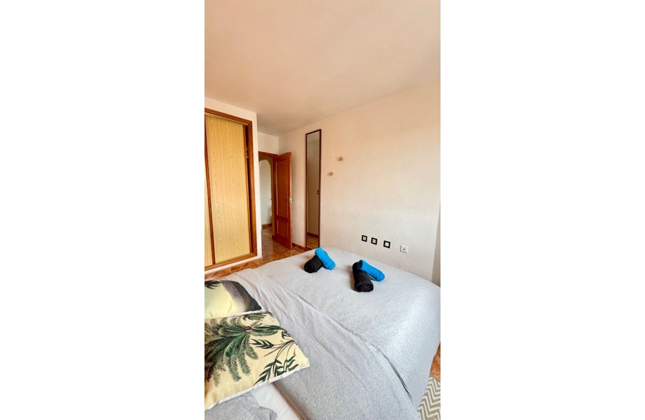 Resale - Apartment -
Torrevieja - Nueva Torrevieja - Aguas Nuevas