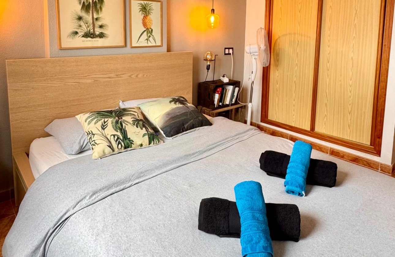 Resale - Apartment -
Torrevieja - Nueva Torrevieja - Aguas Nuevas