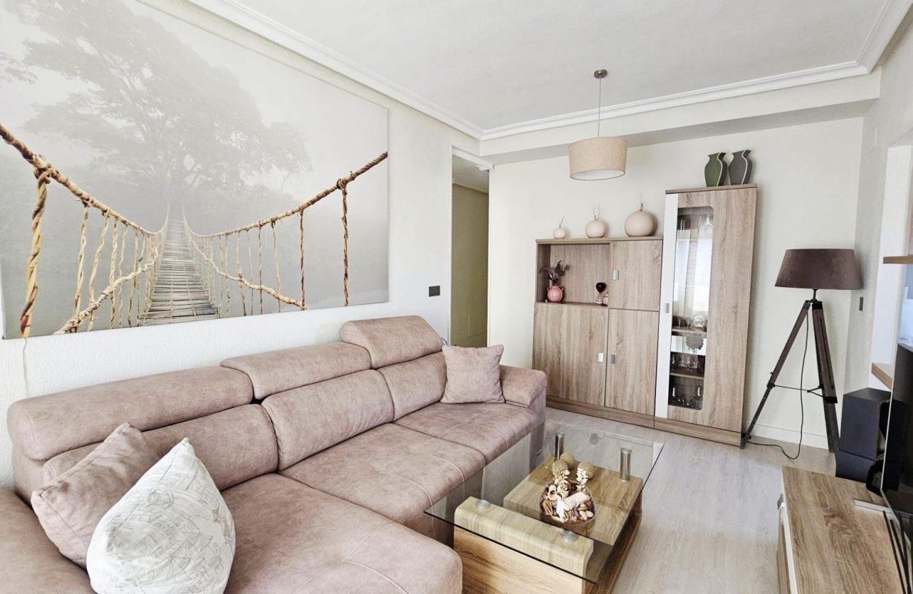 Resale - Apartment -
Torrevieja - Nueva Torrevieja