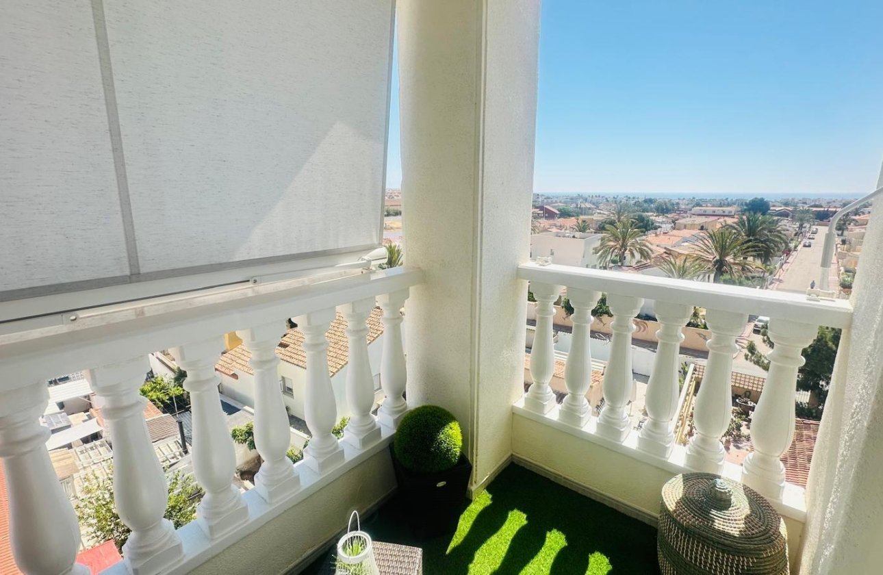 Resale - Apartment -
Torrevieja - Nueva Torrevieja