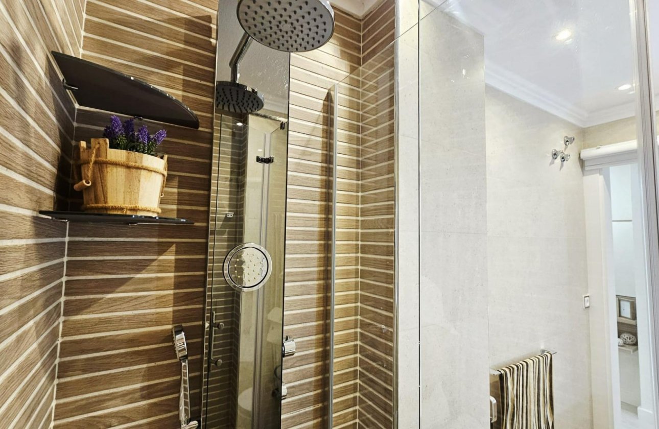 Resale - Apartment -
Torrevieja - Nueva Torrevieja