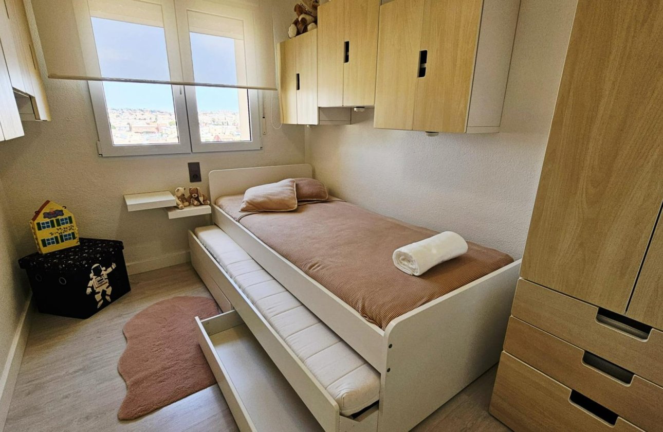 Resale - Apartment -
Torrevieja - Nueva Torrevieja