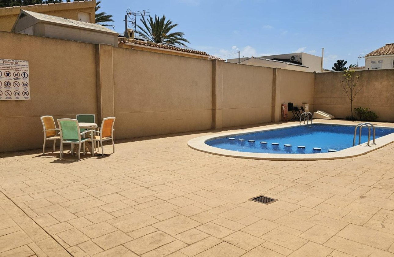 Resale - Apartment -
Torrevieja - Nueva Torrevieja