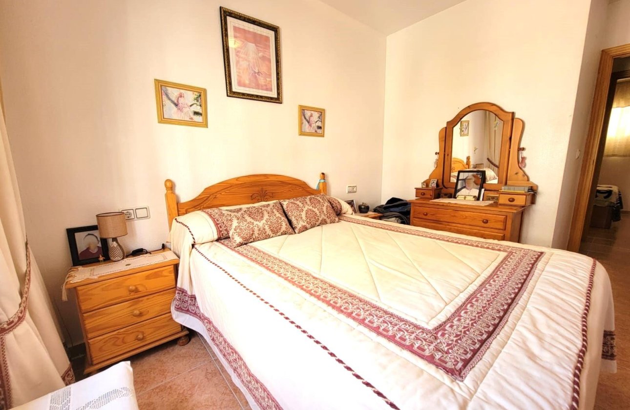 Resale - Apartment -
Torrevieja - Nueva Torrevieja