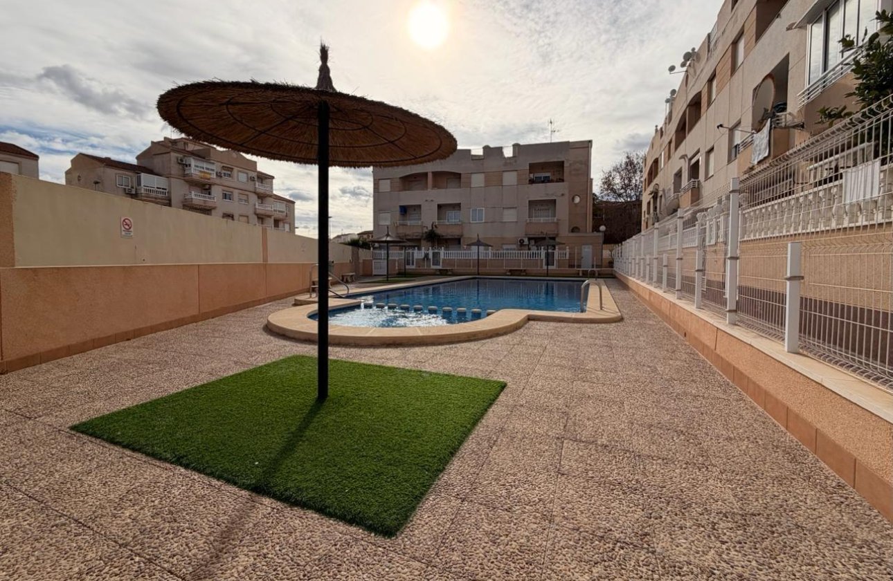 Resale - Apartment -
Torrevieja - Nueva Torrevieja