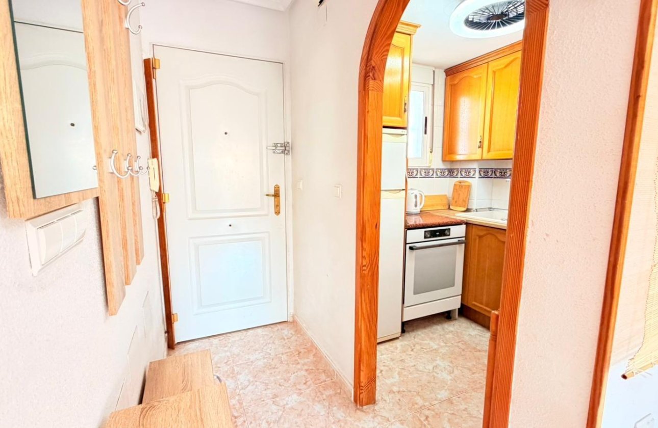 Resale - Apartment -
Torrevieja - Nueva Torrevieja