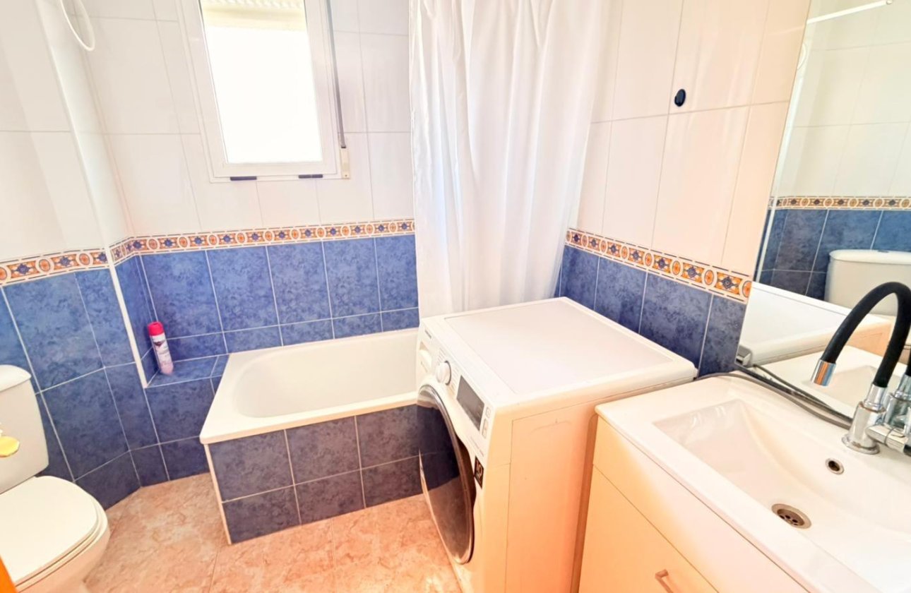 Resale - Apartment -
Torrevieja - Nueva Torrevieja