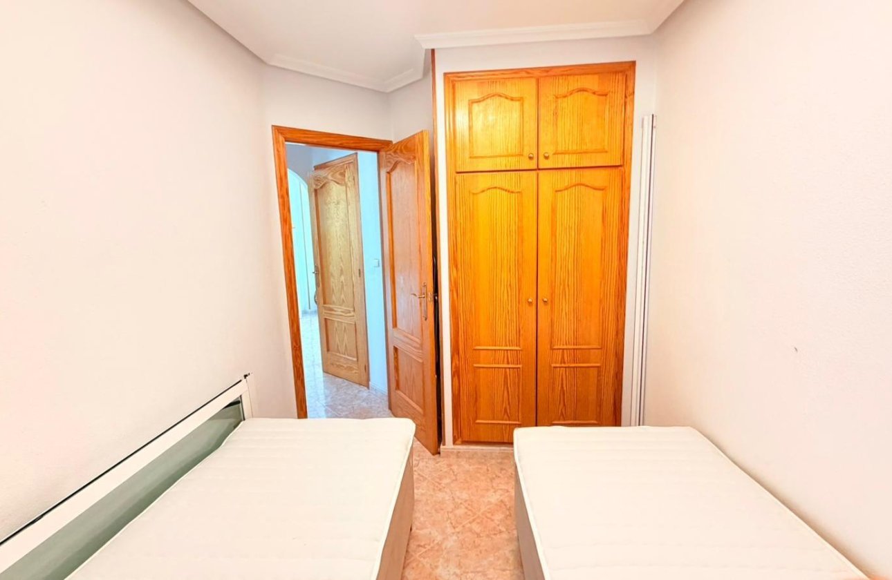 Resale - Apartment -
Torrevieja - Nueva Torrevieja