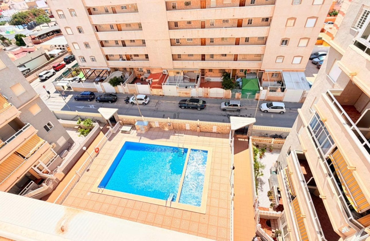 Resale - Apartment -
Torrevieja - Nueva Torrevieja