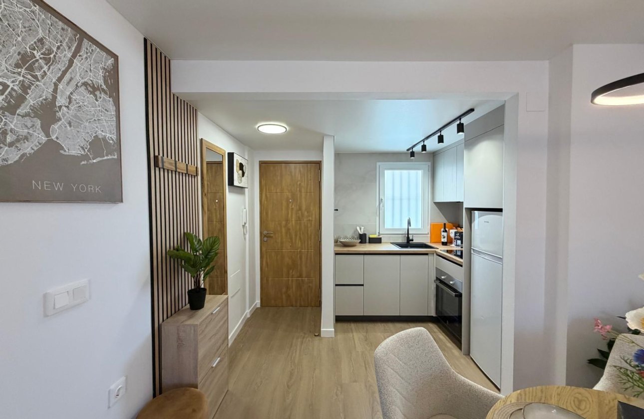 Resale - Apartment -
Torrevieja - Nueva Torrevieja