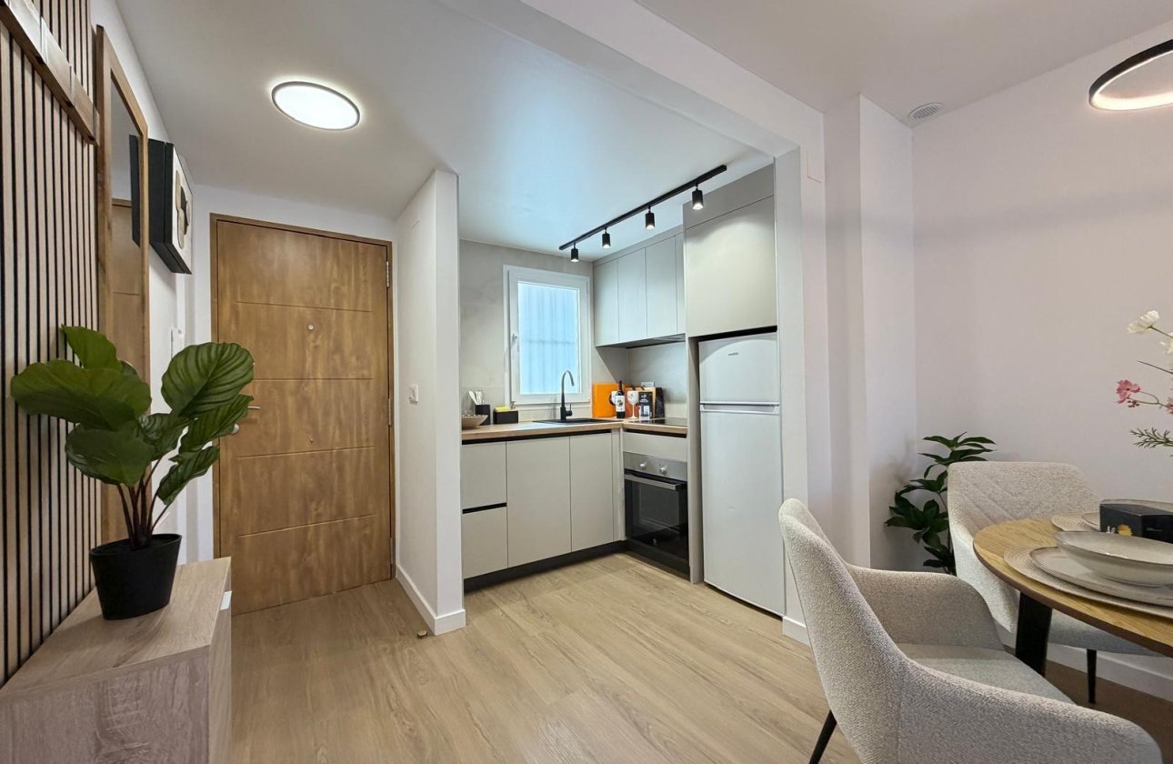 Resale - Apartment -
Torrevieja - Nueva Torrevieja