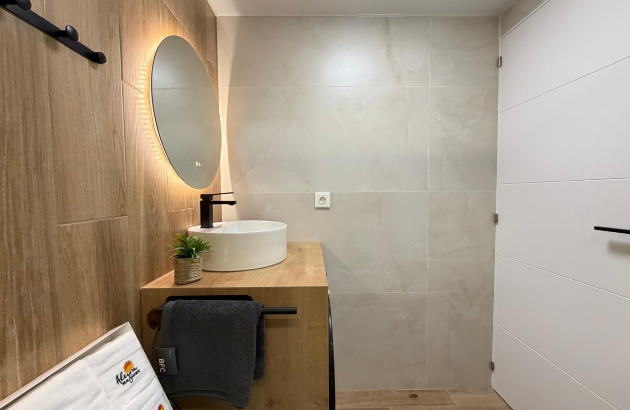 Resale - Apartment -
Torrevieja - Nueva Torrevieja