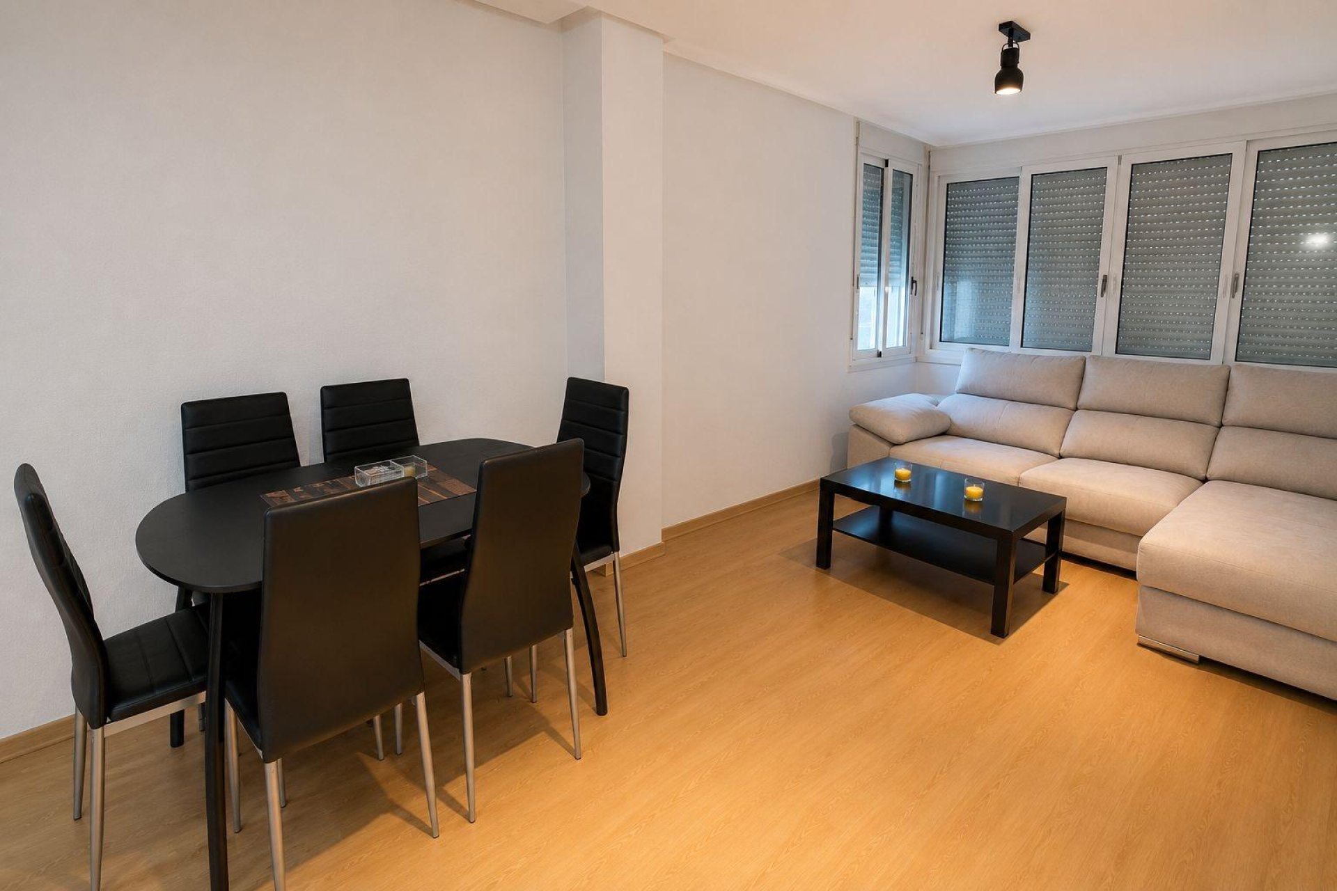 Resale - Apartment -
Torrevieja - Nueva Torrevieja
