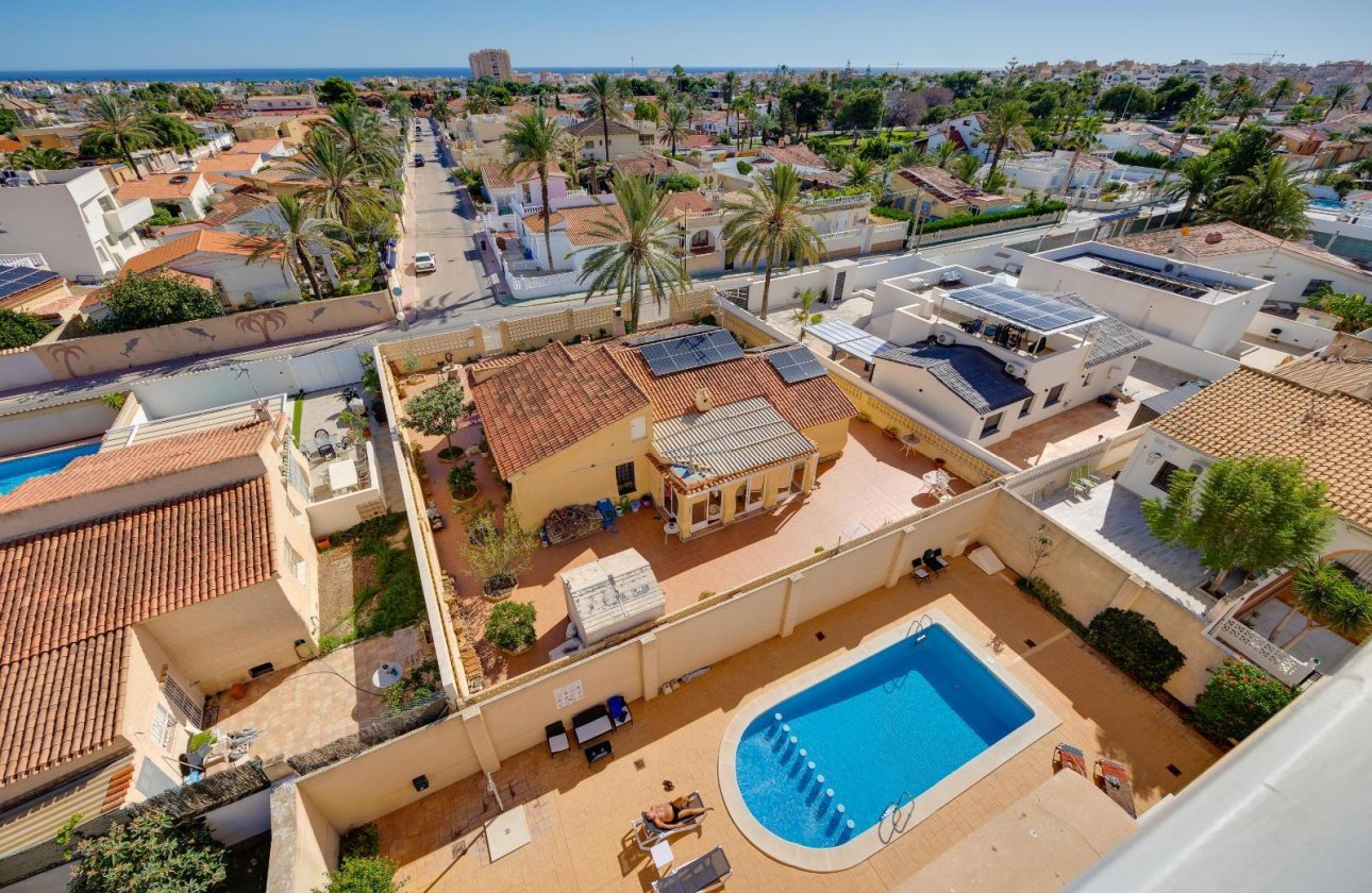 Resale - Apartment -
Torrevieja - Nueva Torrevieja