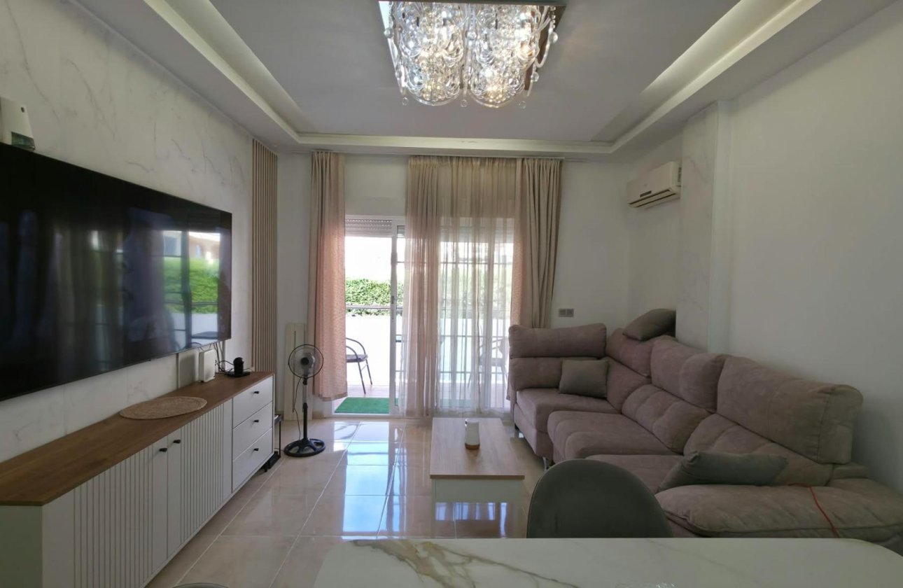 Resale - Apartment -
Torrevieja - Nueva Torrevieja