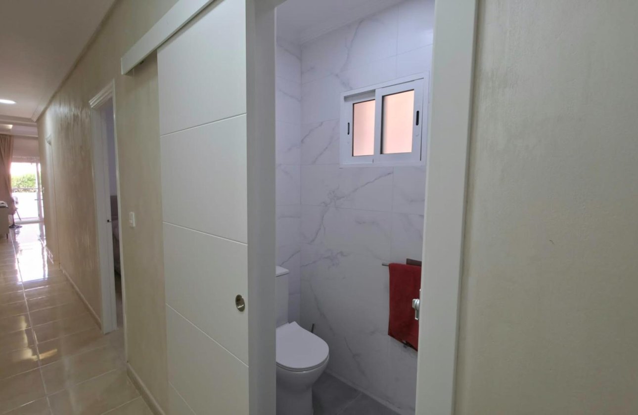 Resale - Apartment -
Torrevieja - Nueva Torrevieja