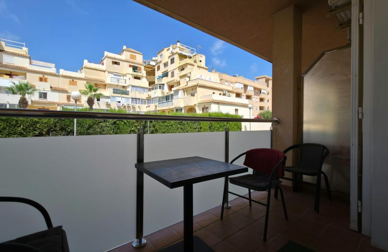 Resale - Apartment -
Torrevieja - Nueva Torrevieja