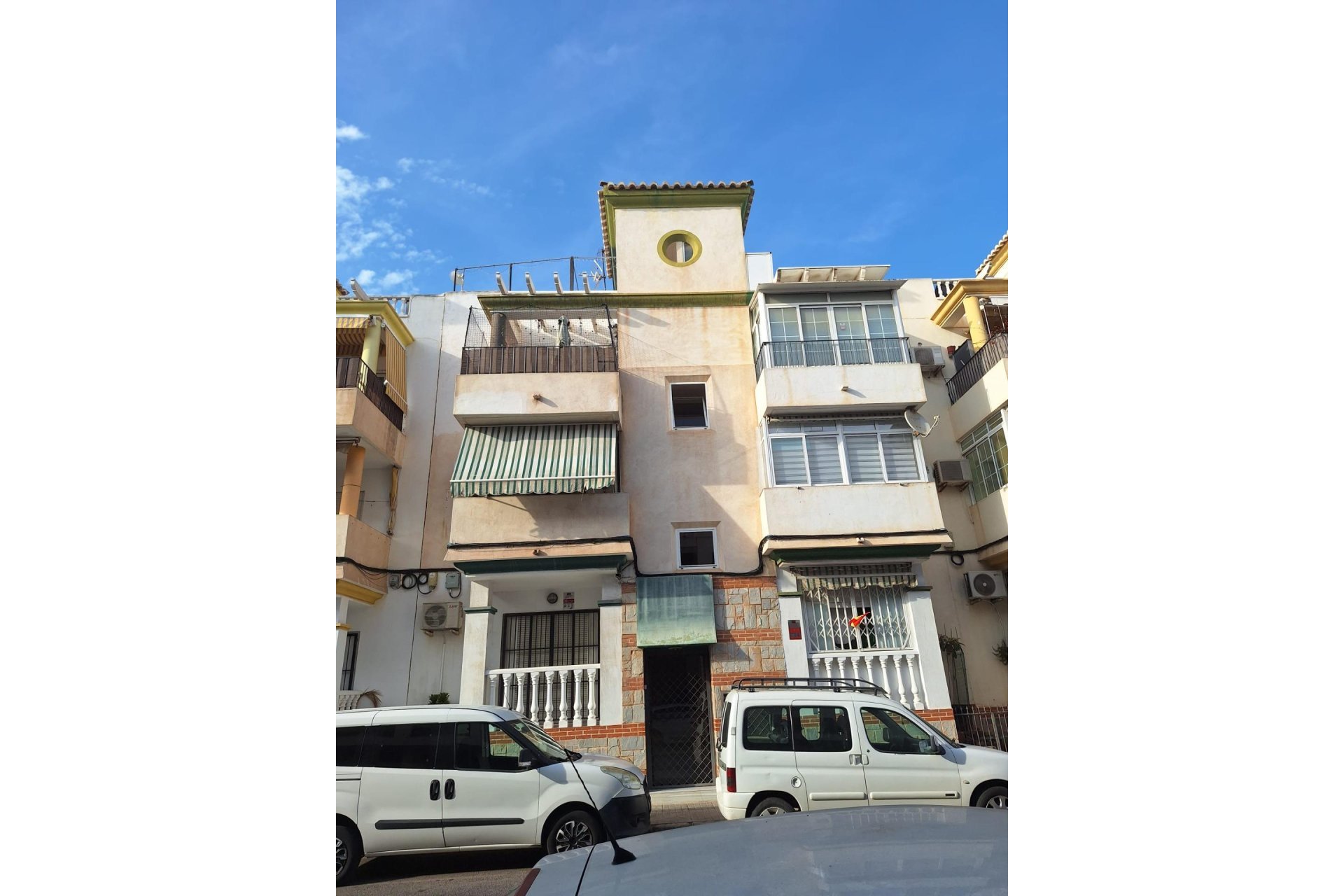 Resale - Apartment -
Torrevieja - Nueva Torrevieja