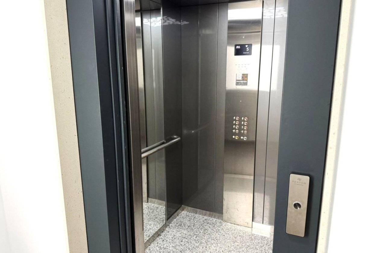 Resale - Apartment -
Torrevieja - PARQUE DE LAS NACIONES