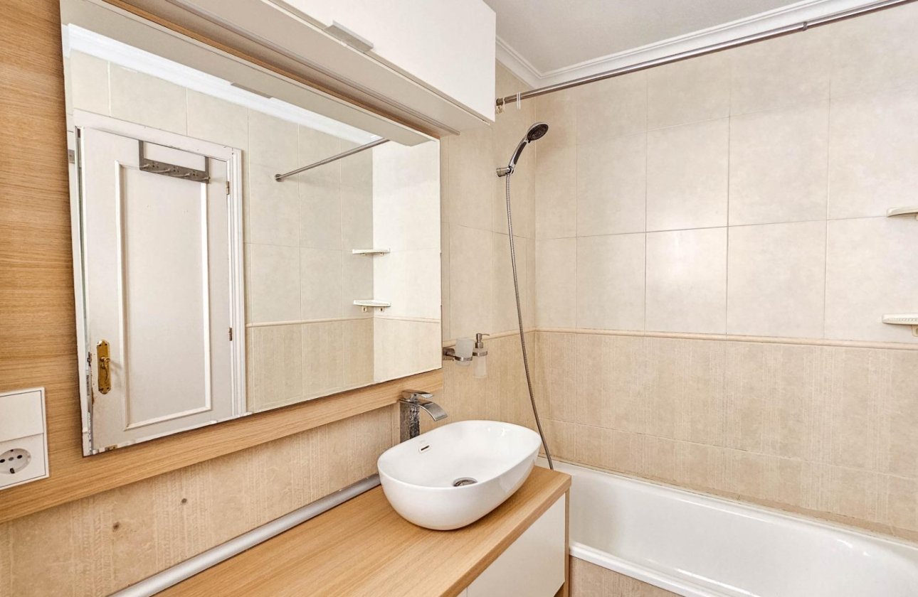 Resale - Apartment -
Torrevieja - PARQUE DE LAS NACIONES