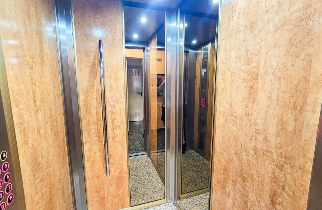 Resale - Apartment -
Torrevieja - PARQUE DE LAS NACIONES