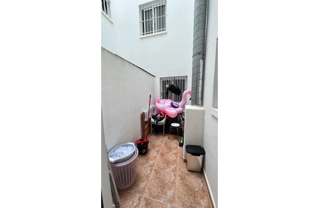 Resale - Apartment -
Torrevieja - PARQUE DE LAS NACIONES