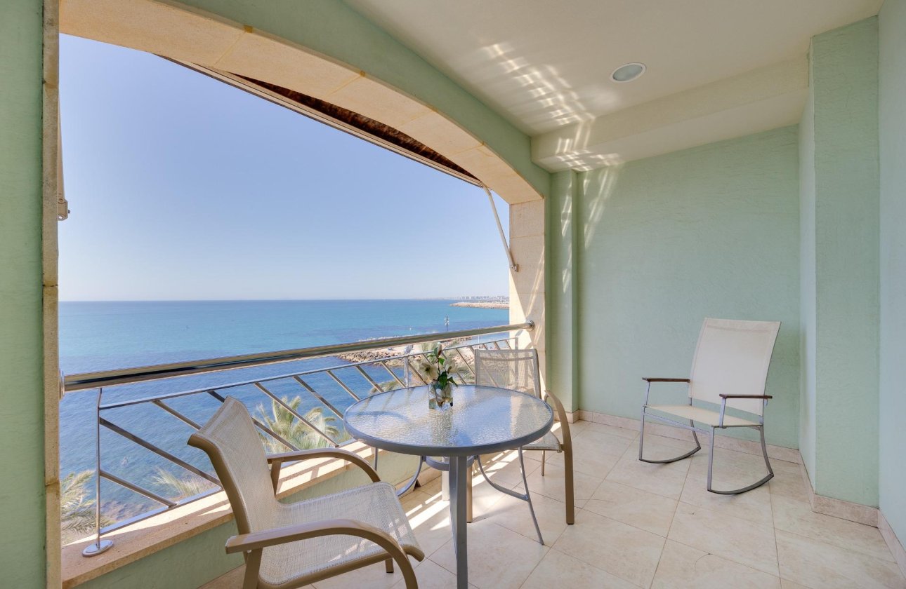 Resale - Apartment -
Torrevieja - Paseo Maritimo