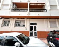 Resale - Apartment -
Torrevieja - Paseo Maritimo