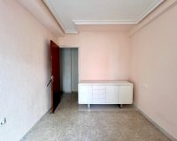 Resale - Apartment -
Torrevieja - Paseo Maritimo