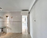 Resale - Apartment -
Torrevieja - Paseo Maritimo