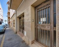 Resale - Apartment -
Torrevieja - Paseo Maritimo