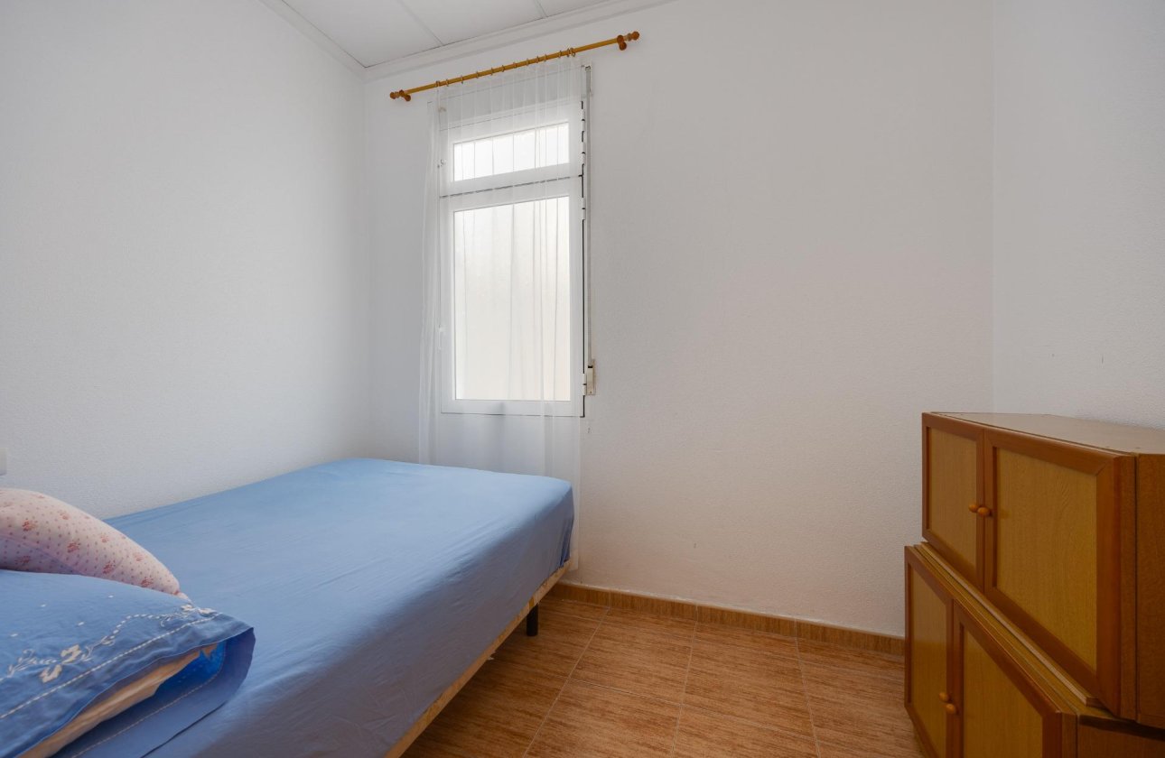 Resale - Apartment -
Torrevieja - Paseo Maritimo