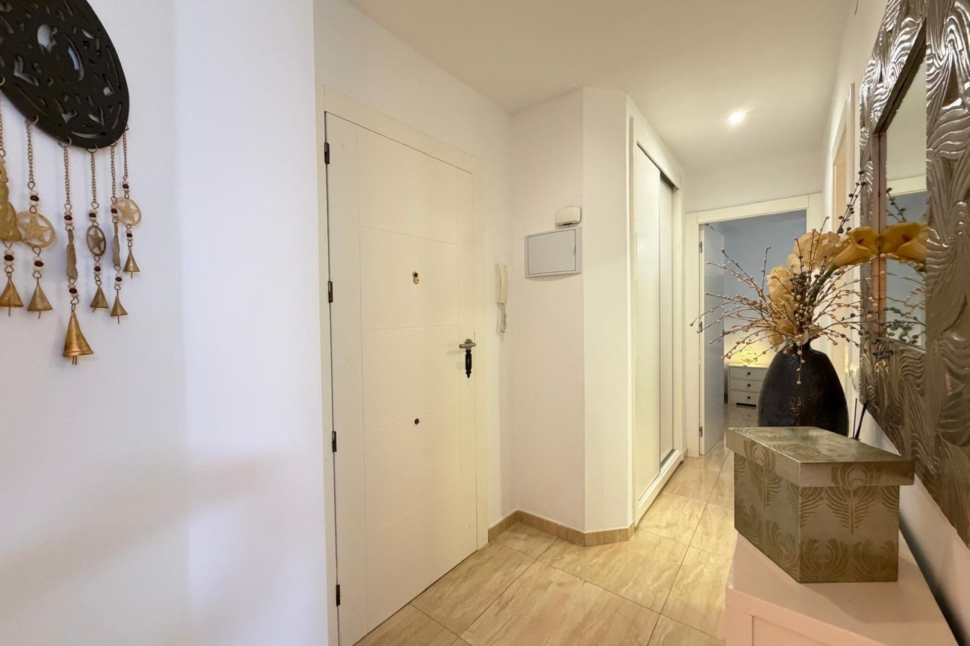 Resale - Apartment -
Torrevieja - Paseo Maritimo